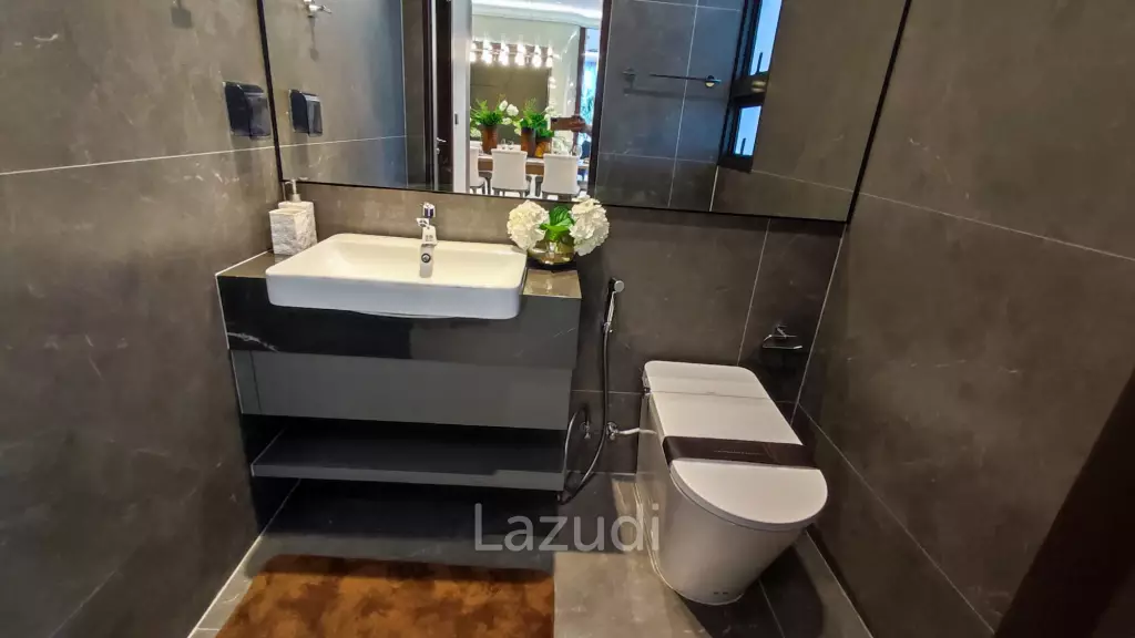 5 Bed 6 Bath 776 SQ.M Grand Bangkok Boulevard Rama 9 – Krungthep Kreetha