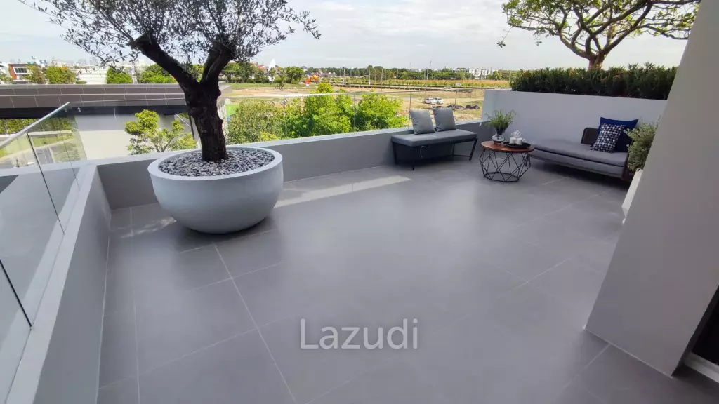 5 Bed 6 Bath 776 SQ.M Grand Bangkok Boulevard Rama 9 – Krungthep Kreetha