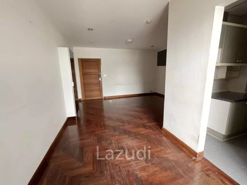 1 Bed 2 Bath 65 SQ.M Phayathai Plaza