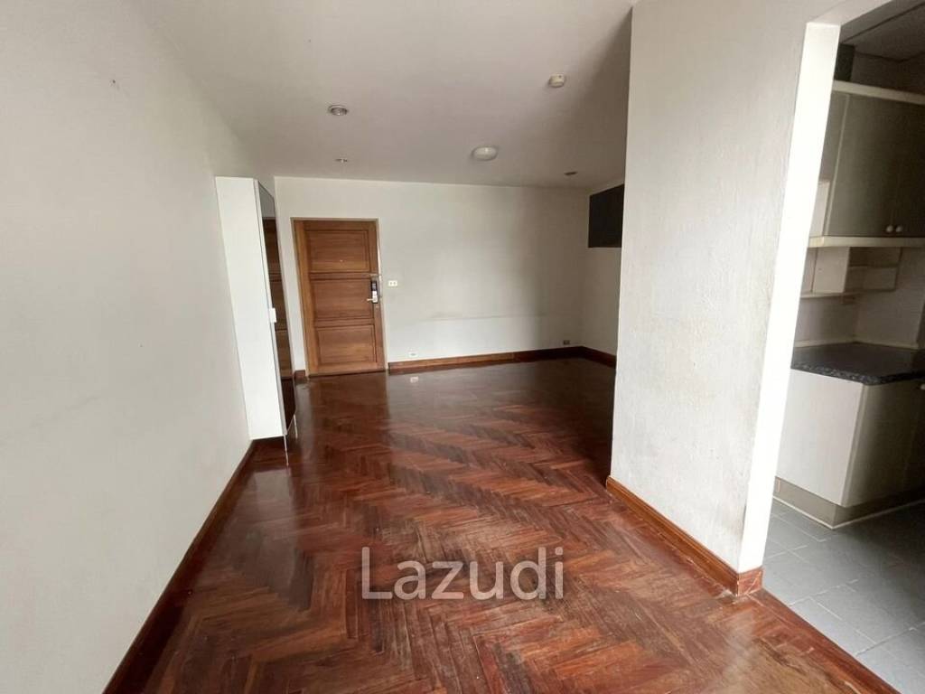 1 Bed 2 Bath 65 SQ.M Phayathai Plaza