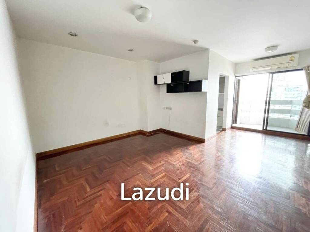 1 Bed 2 Bath 65 SQ.M Phayathai Plaza