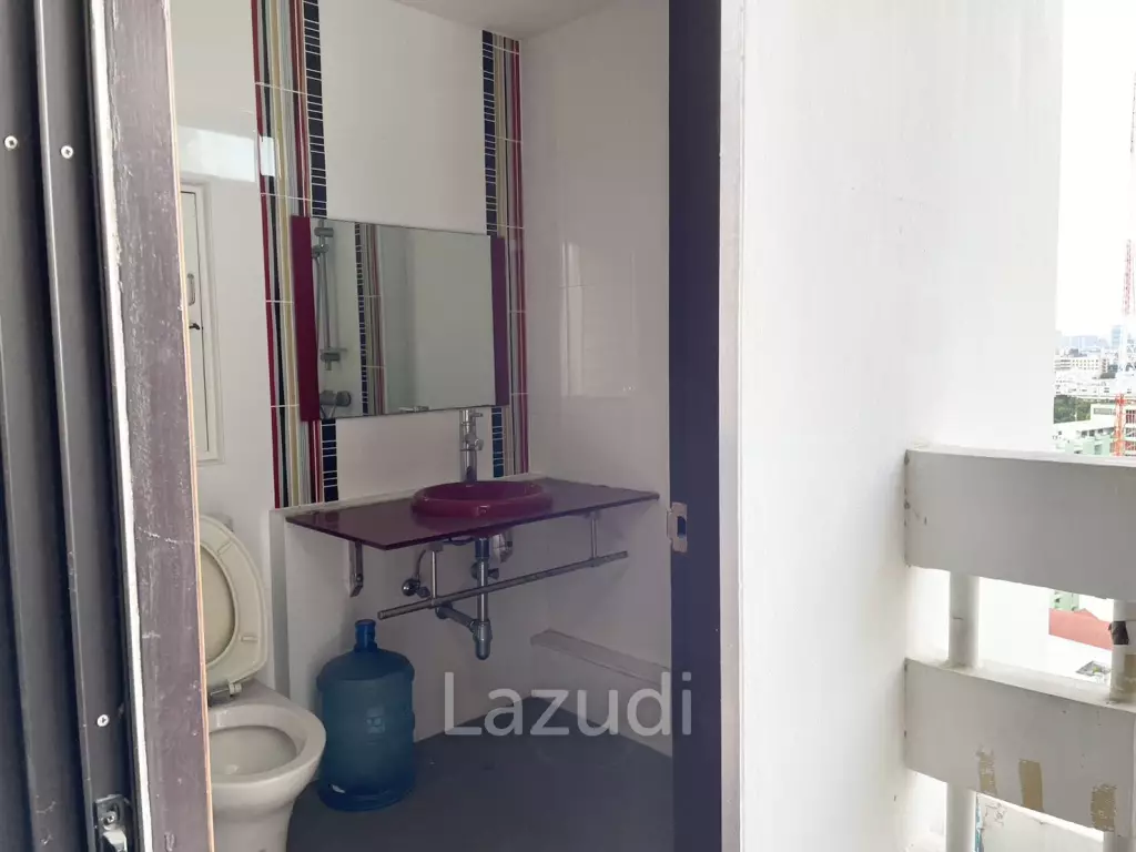 1 Bed 2 Bath 65 SQ.M Phayathai Plaza