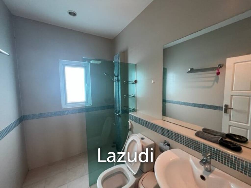 AV88 GOLD : 4 bed pool villa
