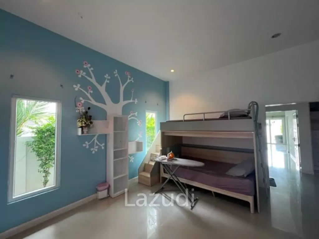 AV88 GOLD : 4 bed pool villa