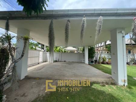 AV88 GOLD : 4 bed pool villa