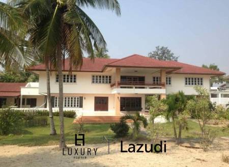 ABSOLUTE BEACHFRONT LAND CLOSE HUA HIN TOWN : included 2 storey house on bech