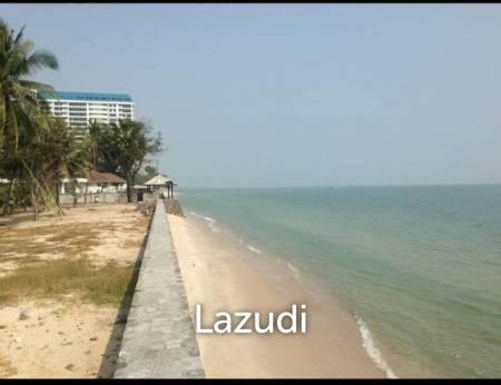 ABSOLUTE BEACHFRONT LAND CLOSE HUA HIN TOWN : included 2 storey house on bech