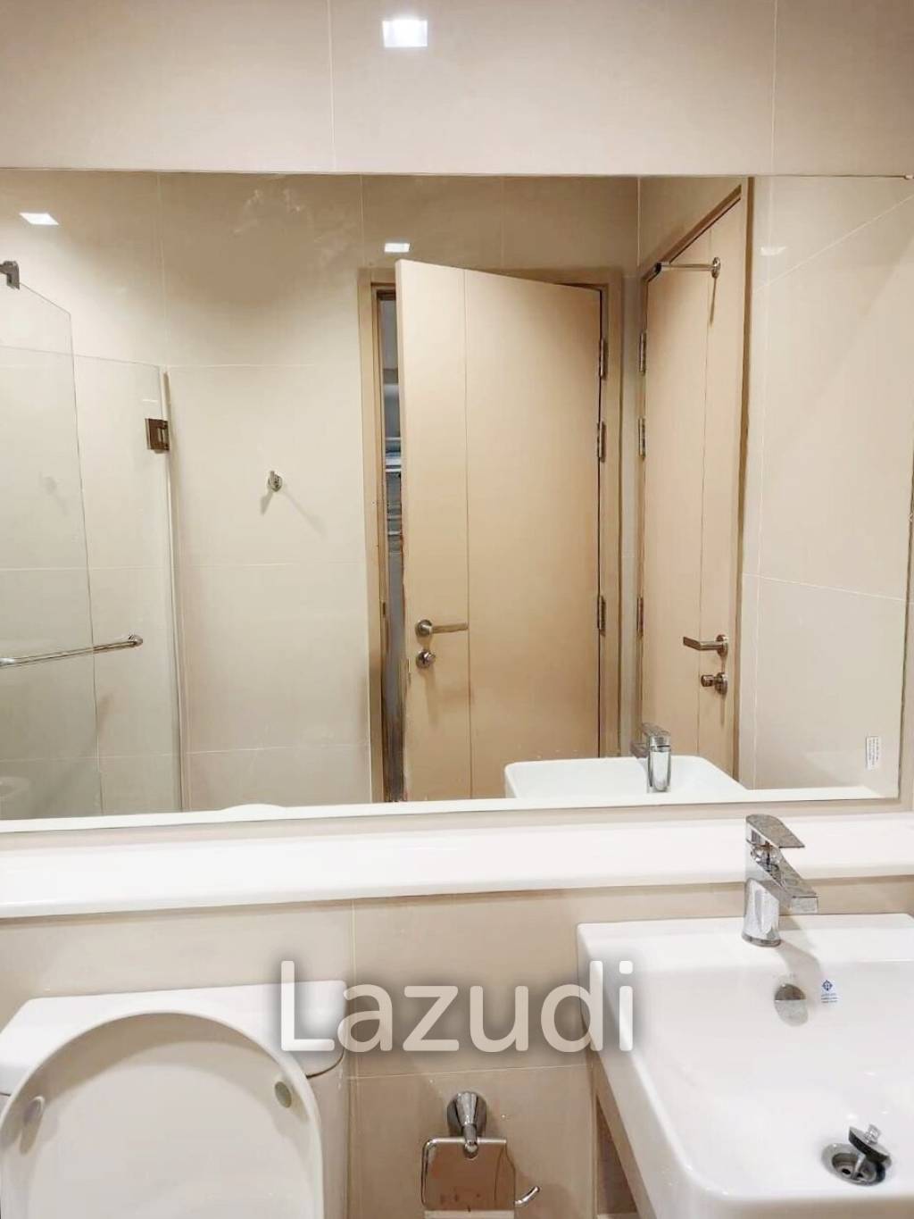 2 Bed 1 Bath 35 SQ.M Life Sathorn Sierra