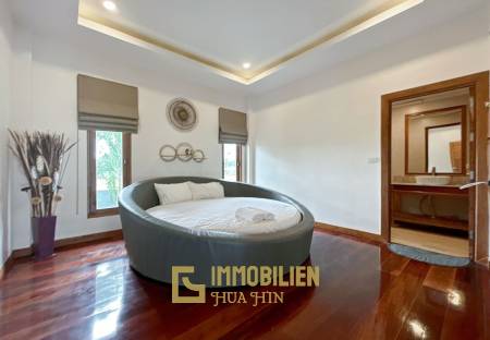 3 Schlafzimmer Pool Villa + Coffee Shop auf einem 10 Rai (16.000 qm) großen Land in Khao Kalok