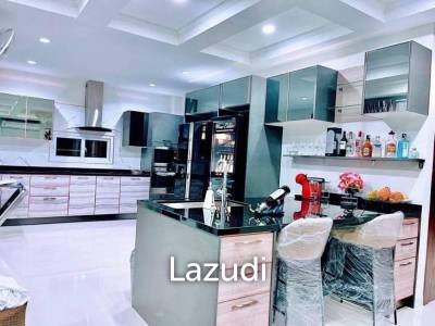 6 Bedroom 6 Bathroom 376 SQ.M Park Village