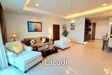 3 Bed 3 Bath 291 SQ.M Piyathip Place