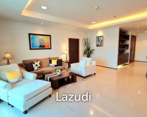 3 Bed 3 Bath 291 SQ.M Piyathip Place