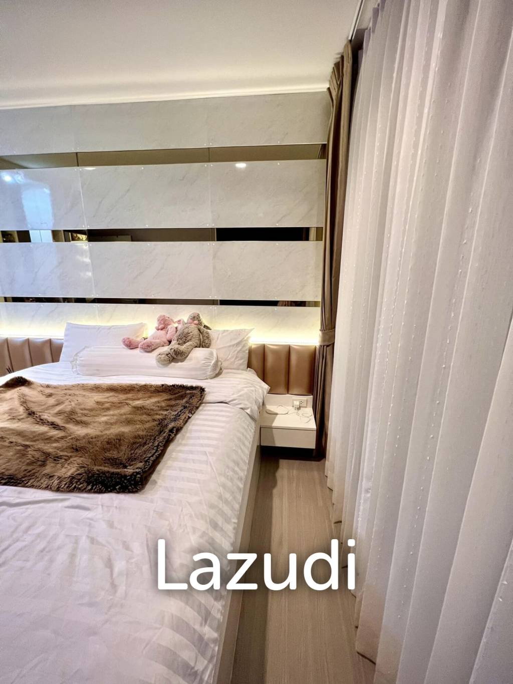1 Bed 1 Bath 33 SQ.M LIFE Asoke - Rama 9