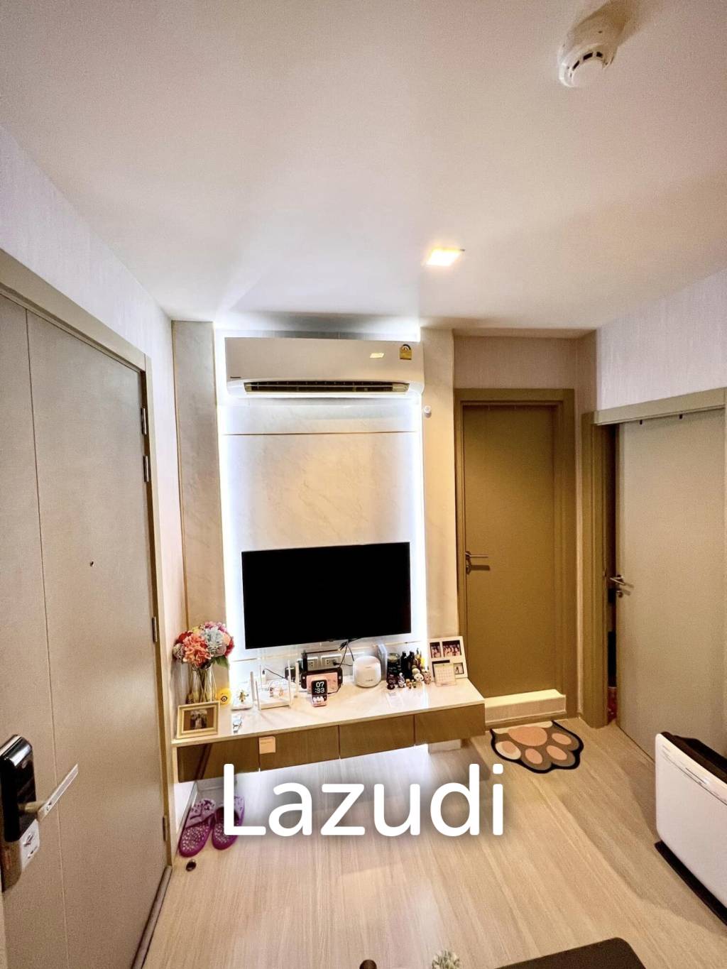 1 Bed 1 Bath 33 SQ.M LIFE Asoke - Rama 9