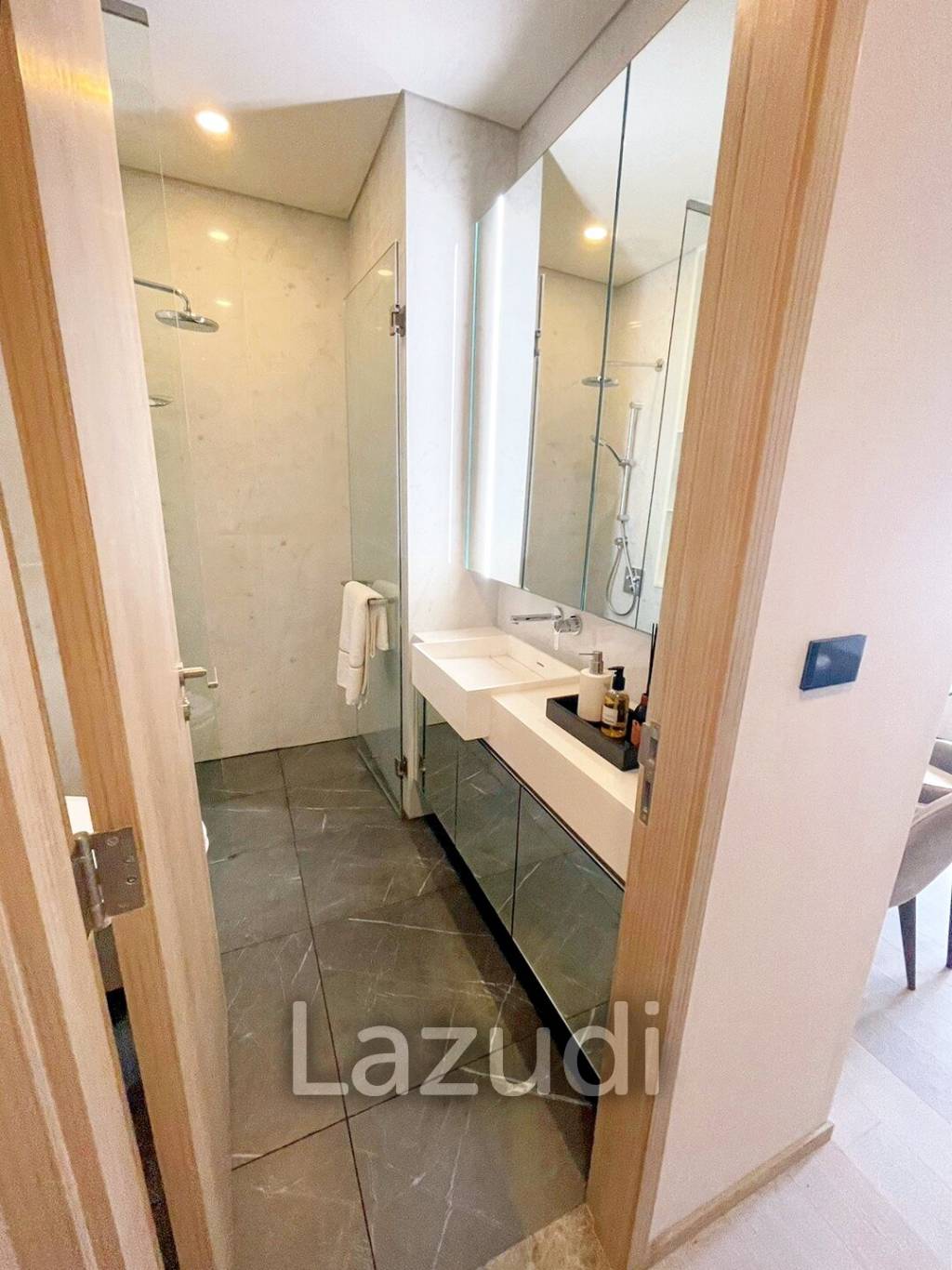 2 Bed 1 Bath70 SQ.M Siamese Exclusive Sukhumvit 42