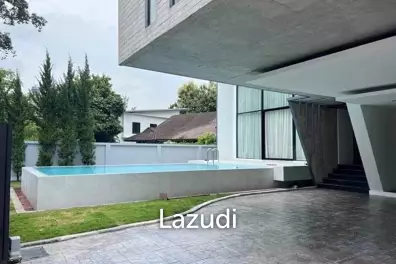 ขายบ้านหรูดีไซน์โดดเด่น 3 ห้องนอนใกล้ตัวเมือง