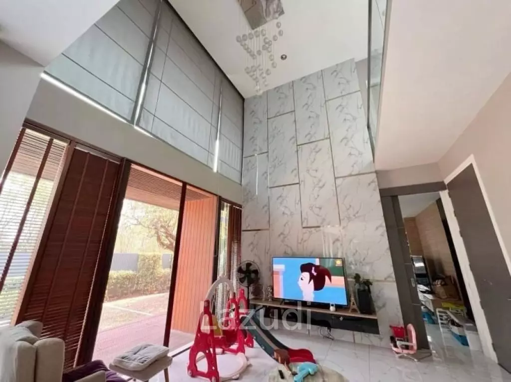 400 SQ.M. Modern Style House in Wang Tan Village