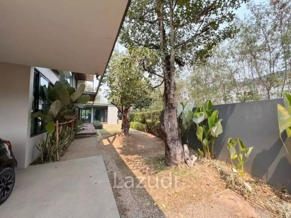400 SQ.M. Modern Style House in Wang Tan Village