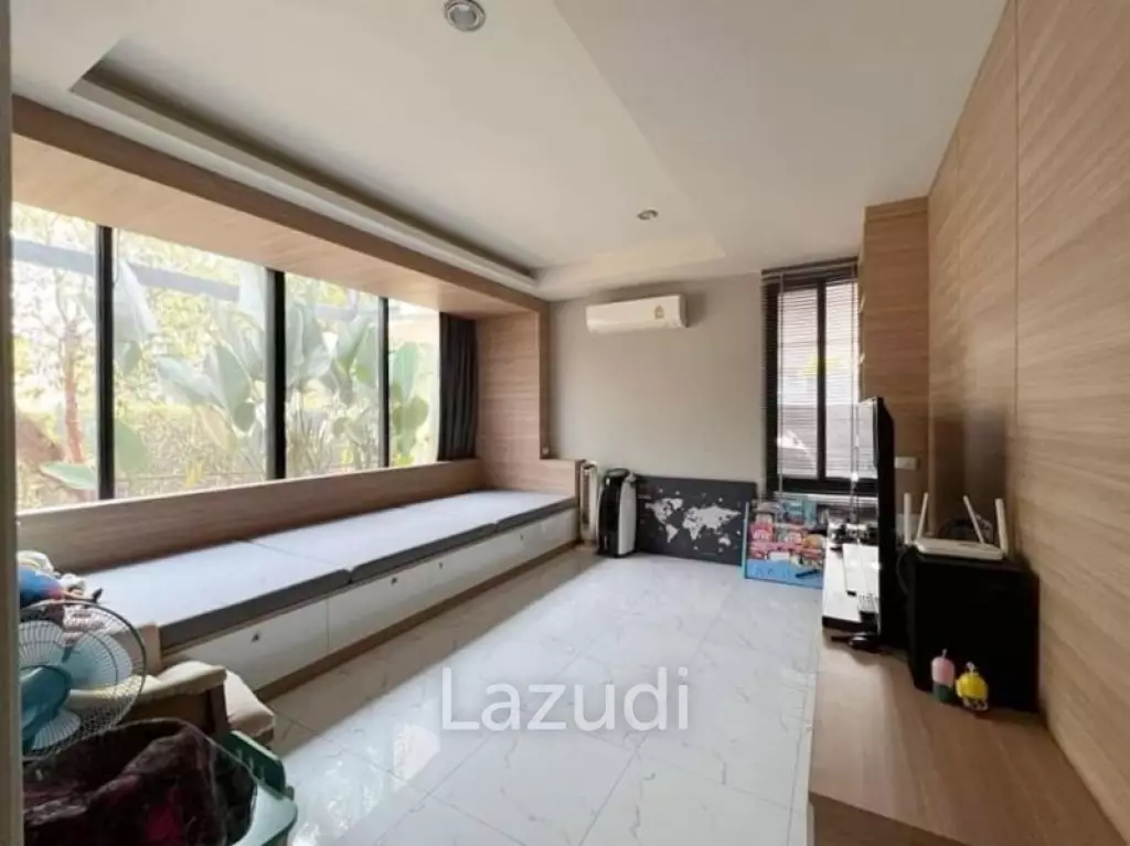 400 SQ.M. Modern Style House in Wang Tan Village