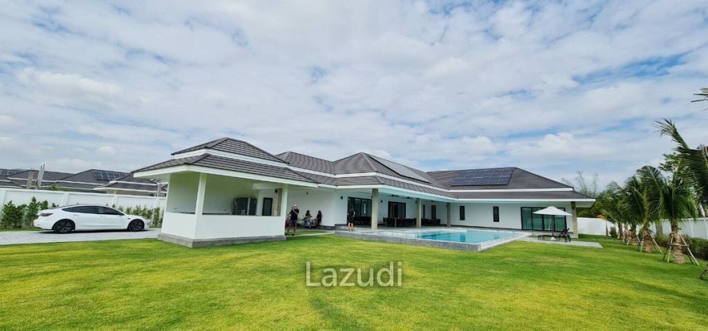 The Clouds: Fully Furnished Luxury Villa 4BR