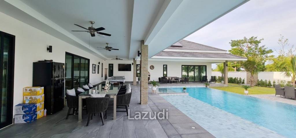 The Clouds: Fully Furnished Luxury Villa 4BR