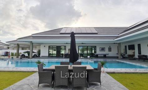 The Clouds: Fully Furnished Luxury Villa 4BR