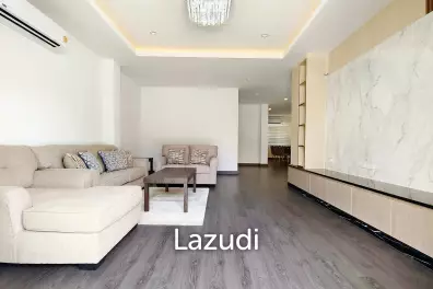 4 Bed 5 Bath 330 SQ.M House in Soi Sukhumvit 65