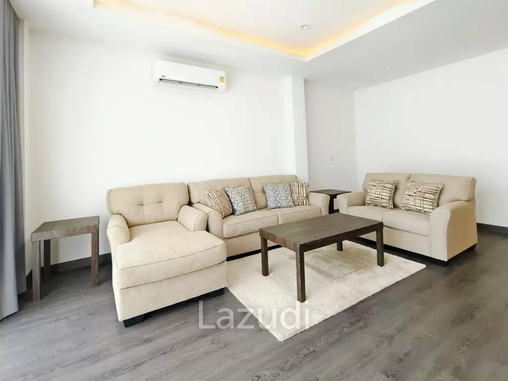 4 Bed 5 Bath 330 SQ.M House in Soi Sukhumvit 65