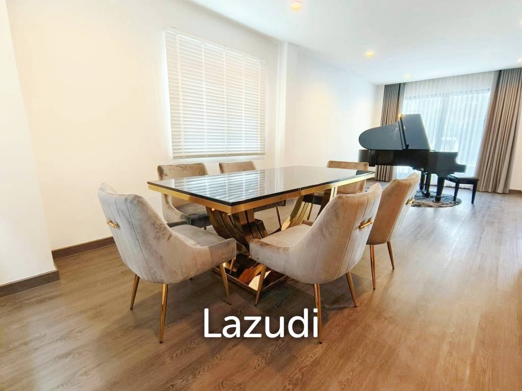 4 Bed 5 Bath 330 SQ.M House in Soi Sukhumvit 65