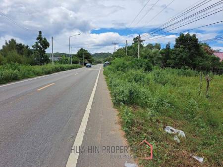 Prime Location Land 915m to Beach :  Kao Kalok