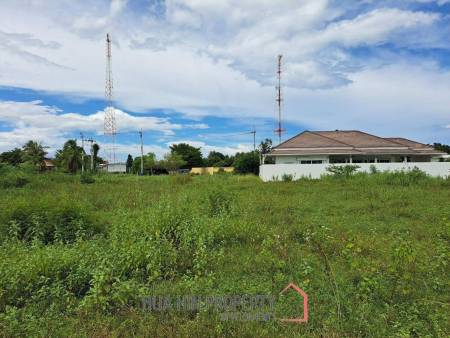 Prime Location Land 915m to Beach :  Kao Kalok