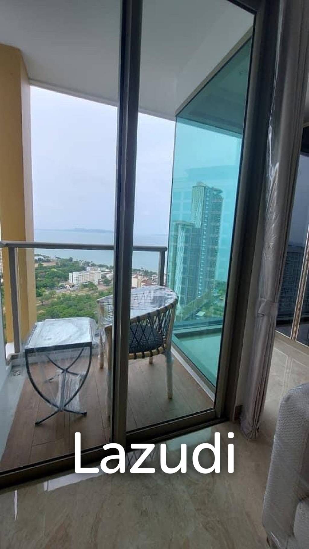 Studio 26 SQ.M The Riviera Ocean Drive