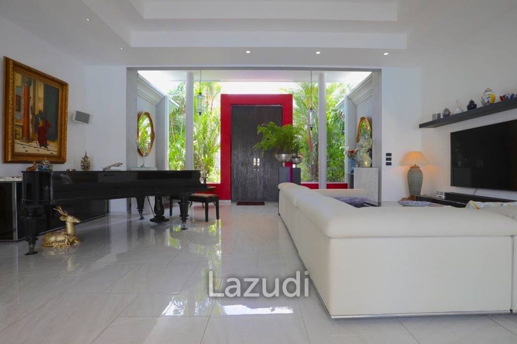 8 Bedroom 9 Bathroom 800SQ.M Siam Royal View