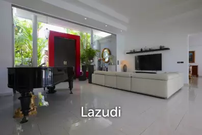 8 Bedroom 9 Bathroom 800SQ.M Siam Royal View