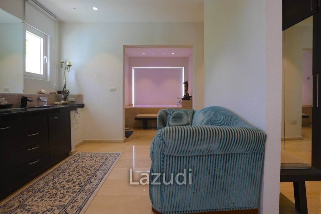 8 Bedroom 9 Bathroom 800SQ.M Siam Royal View