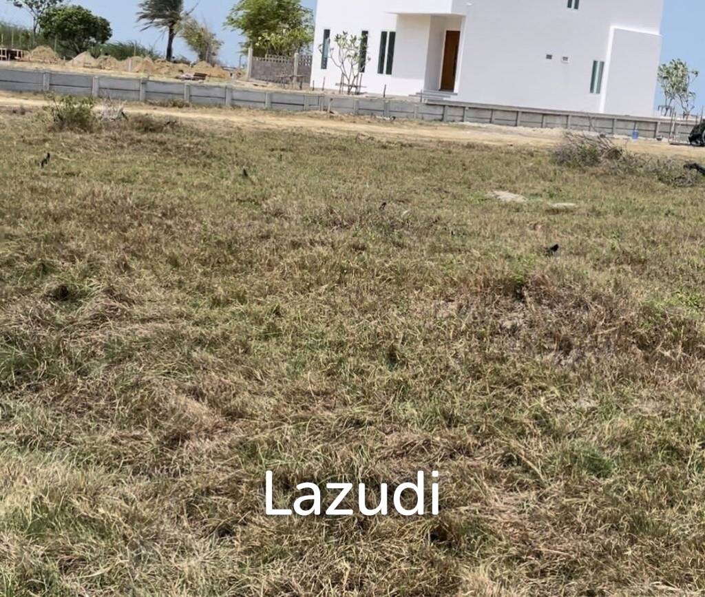 Beautiful Beachfront Plot : Kui Buri