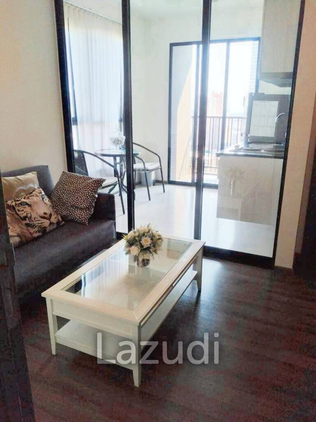 1 Bed 30 SQ.M The Base Park East Sukhumvit 77