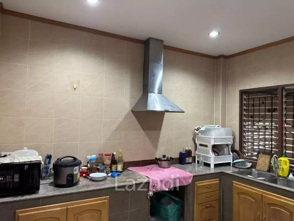 4 Bed 2 Bath 1720 SQ.M House in East Pattaya