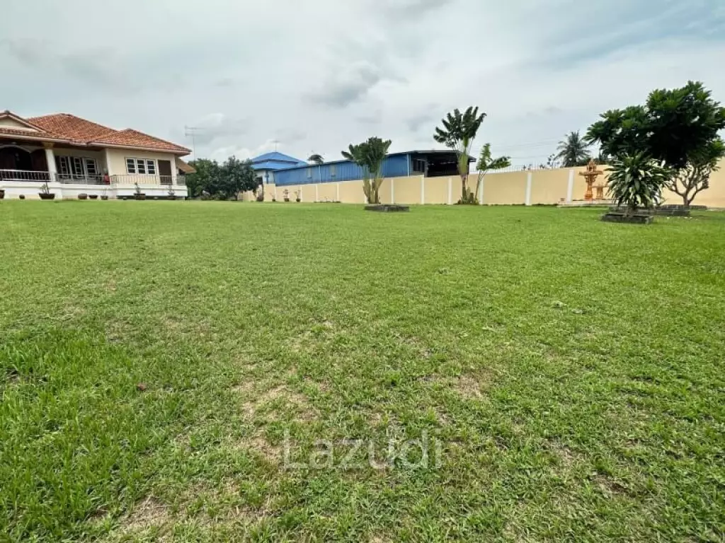 4 Bed 2 Bath 1720 SQ.M House in East Pattaya