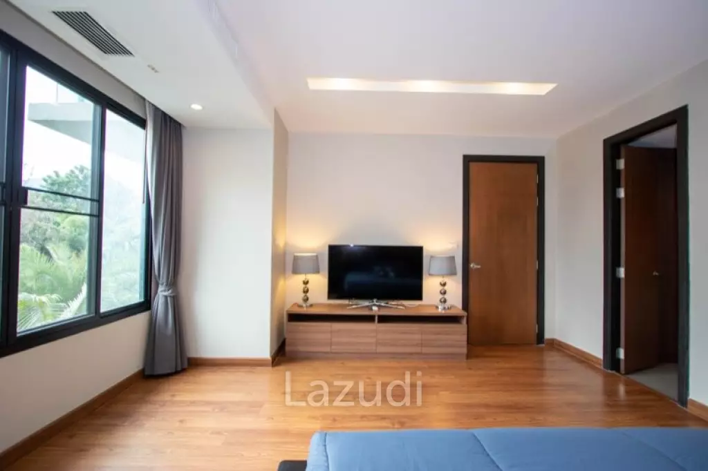 2 Bed 2 Bath 149 SQ.M The Resort Condominium