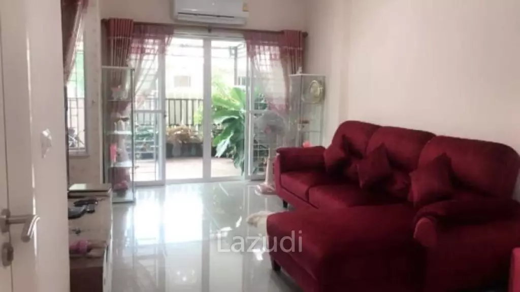 3 Bed 2 Bath 160 SQ.M Townhouse in Nongprue