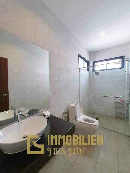 WE BY SIRIN : Modern 2 Bed Pool Villa near town