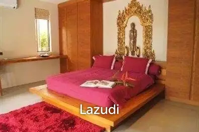 3 Bedroom 400 SQ.M Luxury Pool Villa in Bangrak
