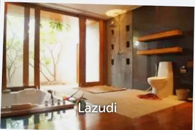 3 Bedroom 400 SQ.M Luxury Pool Villa in Bangrak