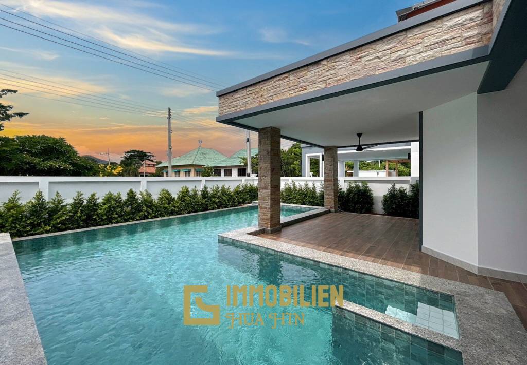 Tropical  Vision : 3 Bed Pool Villa Soi 94