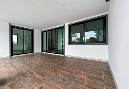 Tropical  Vision : 3 Bed Pool Villa Soi 94