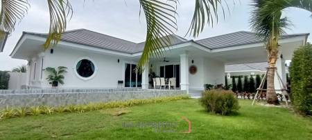 The Pyne: 3 Bedroom, 3 Bathroom Pool Villas - New Development
