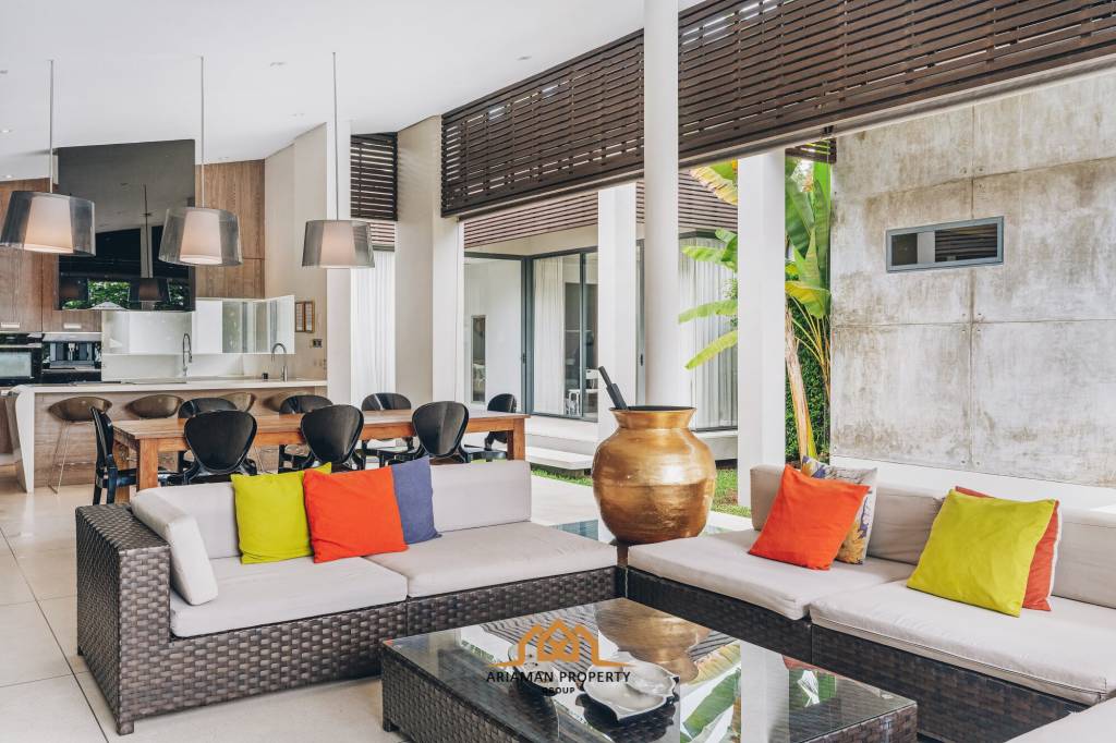 Beachfront Villa Situated on One of Samui's Most Pristine Beaches