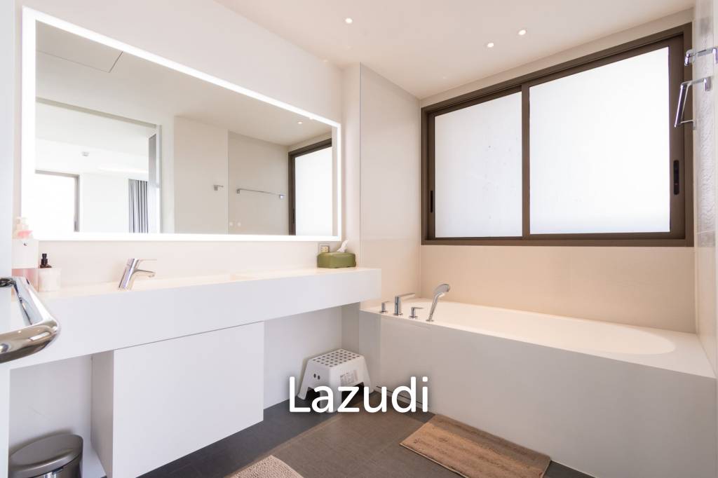 VERANDA RESIDENCE :  Luxury 3 Bed Seaview condo in Khao Takiab beach