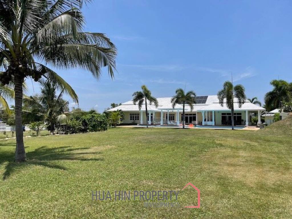 POOL VILLA PAK NAM PRAN : 4 bed on large land plot